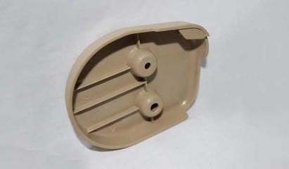 从细节处见品质 浅析汽车内饰中间扶手塑料件的设计与功能